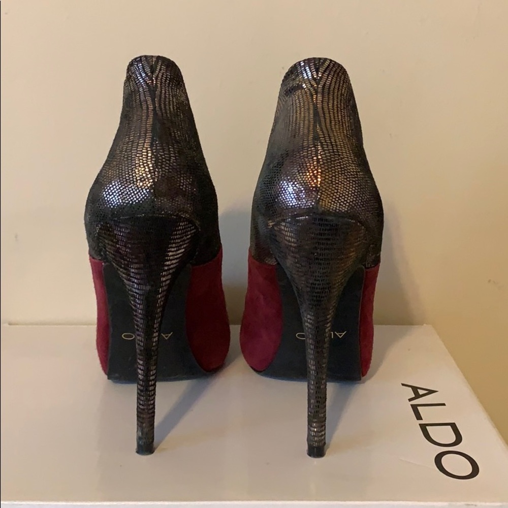 Shoes - Picture 6 of 6